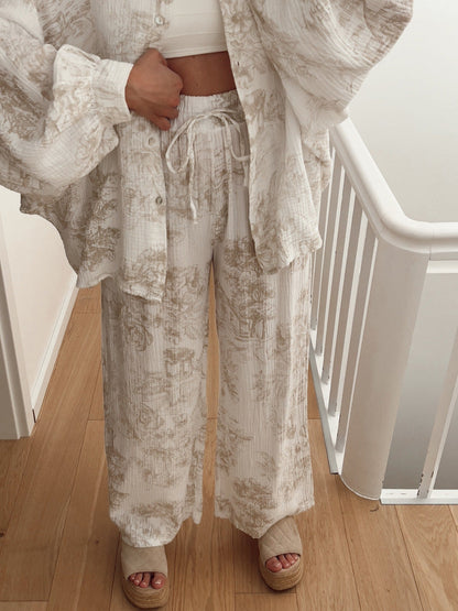 Toile Print Two-Piece Set with Oversized Shirt and Wide-Leg Pants