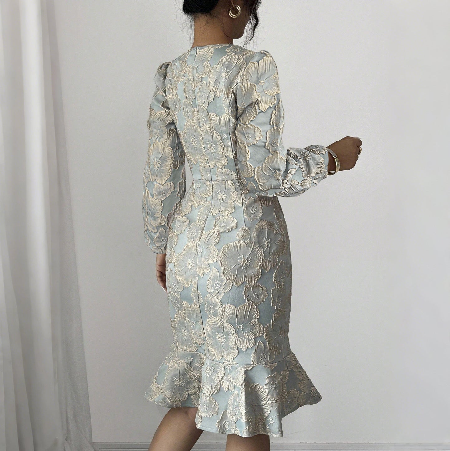Floral Jacquard Midi Dress with Puff Sleeves and Fishtail Hem