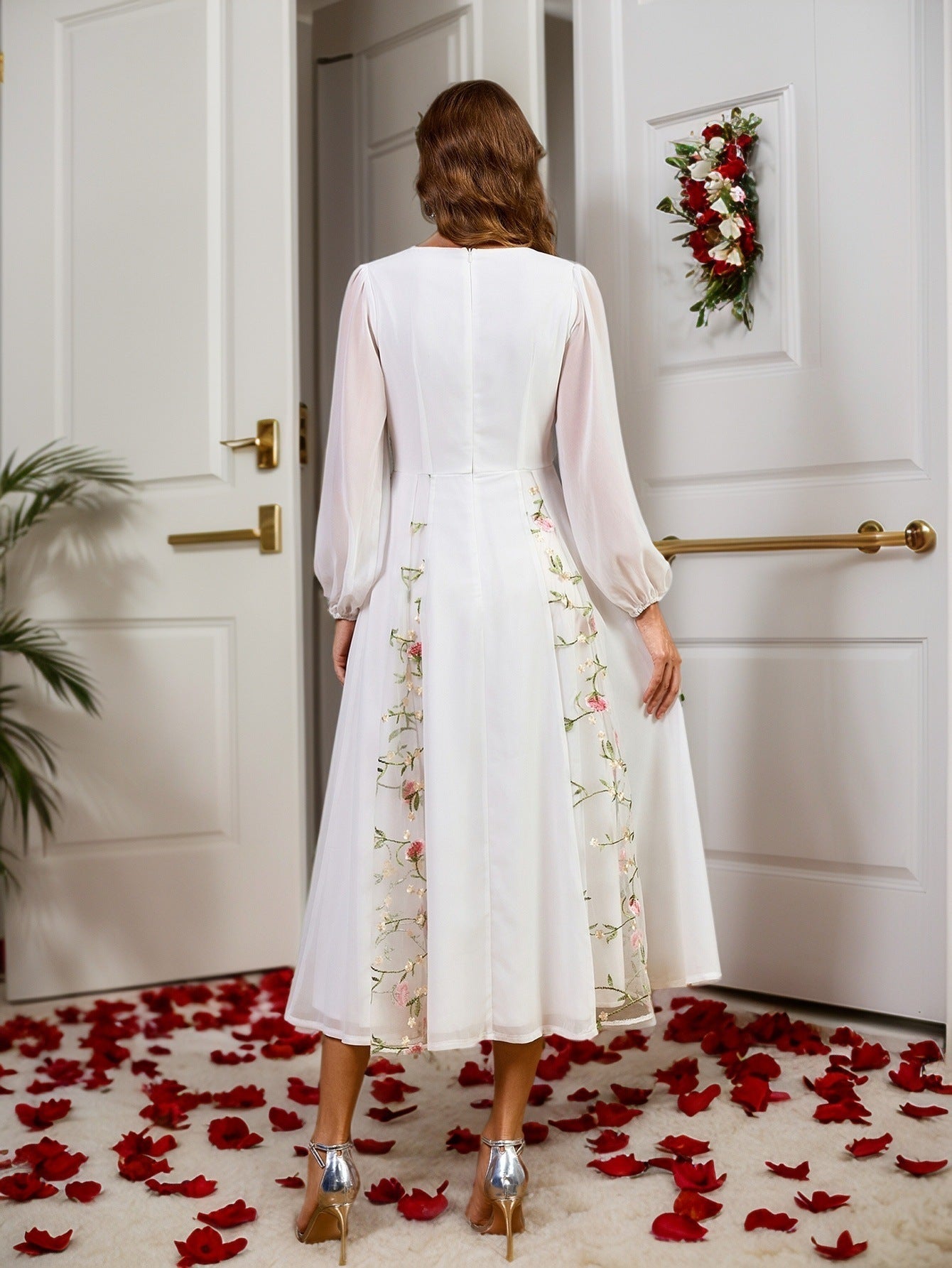 Floral Embroidered Midi Dress with V-Neck and Long Sleeves