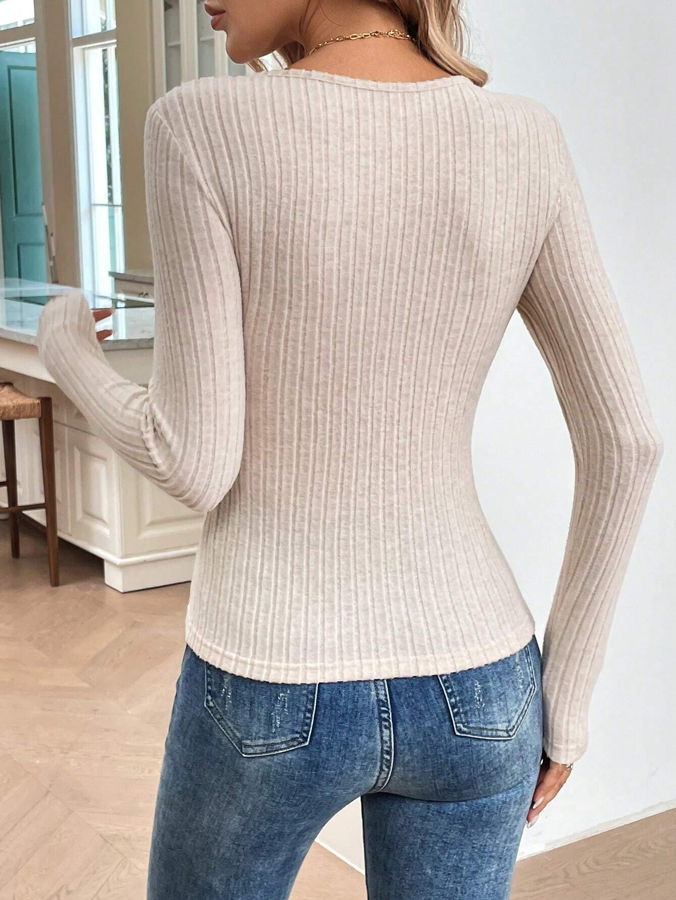 Slim Fit Ribbed Knit Top with Ruched Sweetheart Neckline