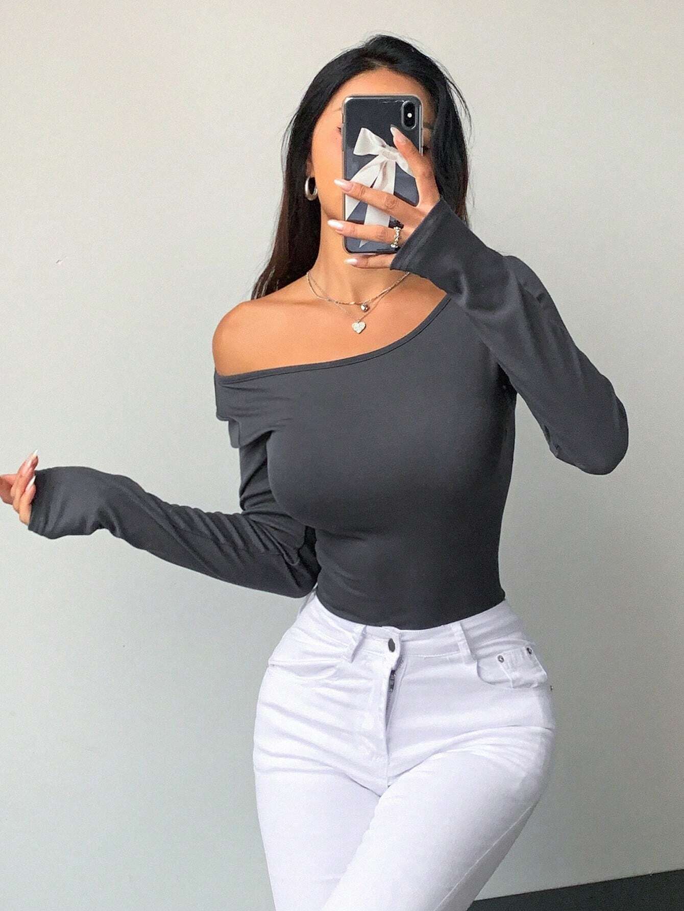 Slim Fit Long Sleeve T-Shirt with U-Neck and Backless Detail