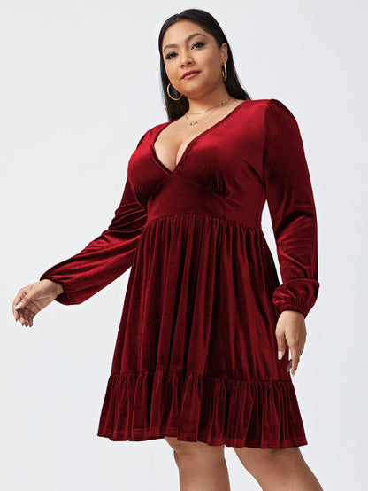 A-Line Velvet Mini Dress with V-Neck and Pleated Hem