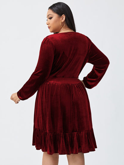 A-Line Velvet Mini Dress with V-Neck and Pleated Hem