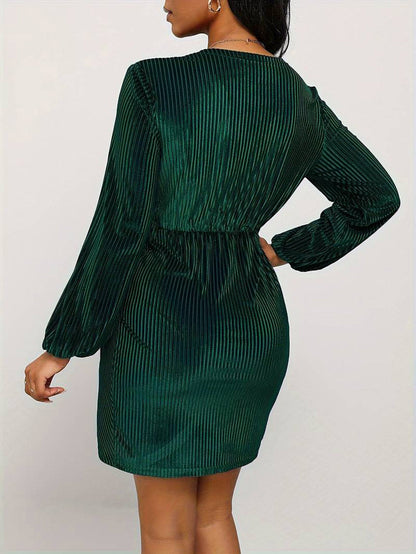 Pleated Wrap Bodycon Dress with V-Neck and Long Sleeves