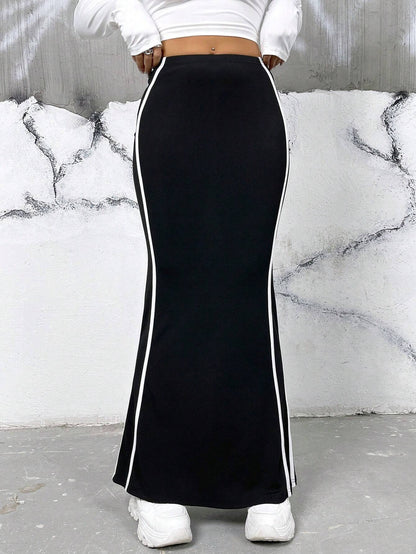 High-Waist Mermaid Maxi Skirt with Contrast Side Stripes