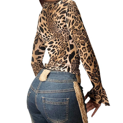 Leopard Print Slim Fit Cardigan with V-Neck and Flared Sleeves