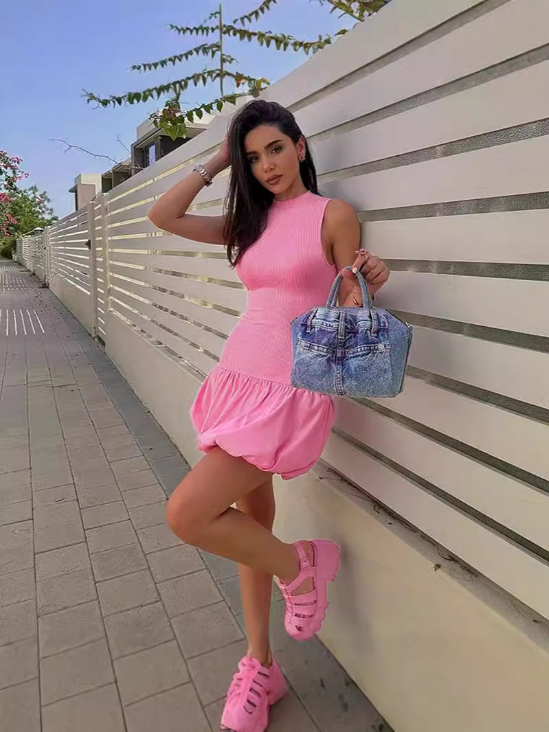 Sleeveless A-Line Pleated Dress Black & Pink