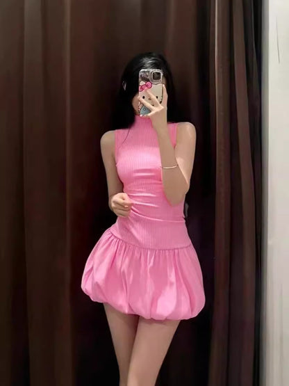 Sleeveless A-Line Pleated Dress Black & Pink