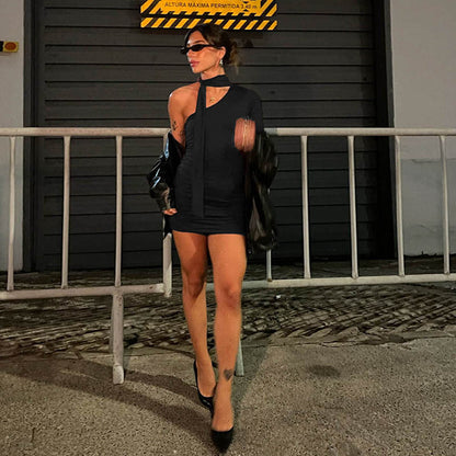 Slanted Shoulder Long Sleeve Hip Dress With Ribbon Scarf Black