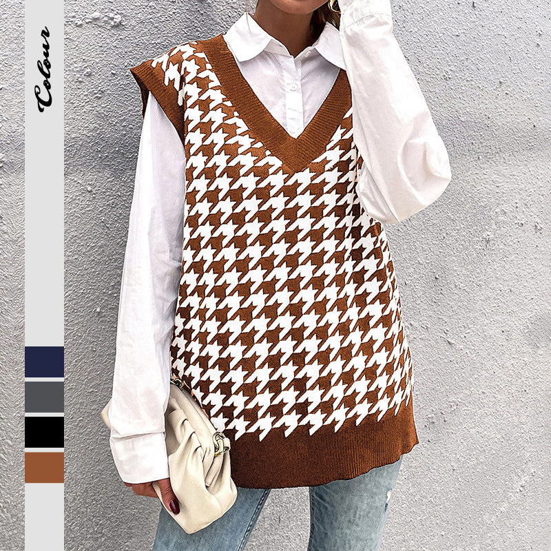 Oversized Houndstooth Knitted Vest with V-Neck