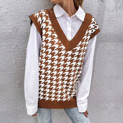 Oversized Houndstooth Knitted Vest with V-Neck