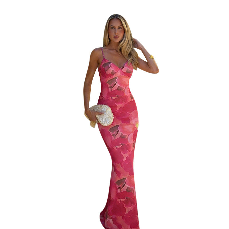 Slim Fit Floral Maxi Dress with V-Neck and Spaghetti Straps