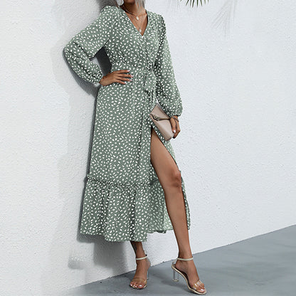 Ditsy Floral A-Line Maxi Dress with V-Neck and High Slit