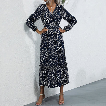 Ditsy Floral A-Line Maxi Dress with V-Neck and High Slit