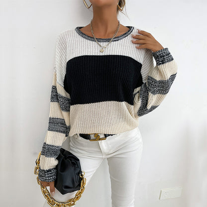 Color-Blocked Loose Knit Pullover with Crewneck
