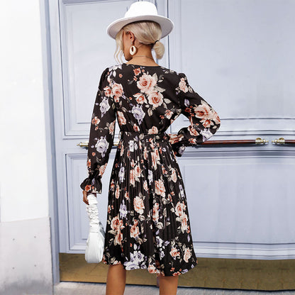 Floral Print Pleated Midi Dress with V-Neck and Ruffle Cuffs