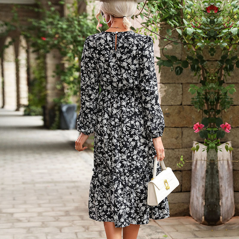 Floral A-Line Midi Dress with Long Sleeves and Tiered Hem