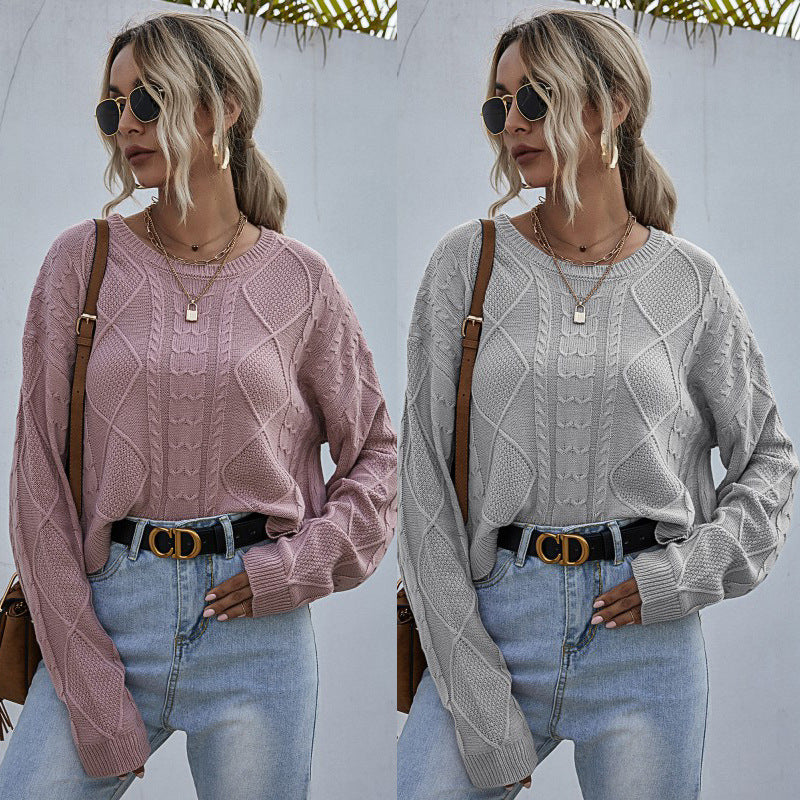Loose Cable Knit Pullover with Crewneck and Long Sleeves