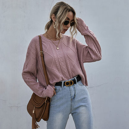 Loose Cable Knit Pullover with Crewneck and Long Sleeves