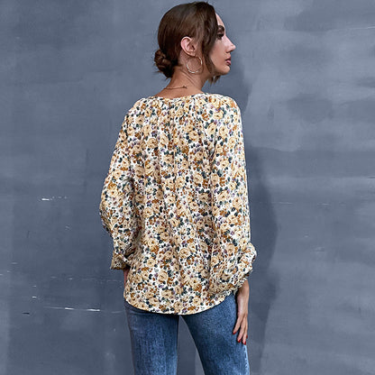 Loose Floral Blouse with V-Neck and Balloon Sleeves