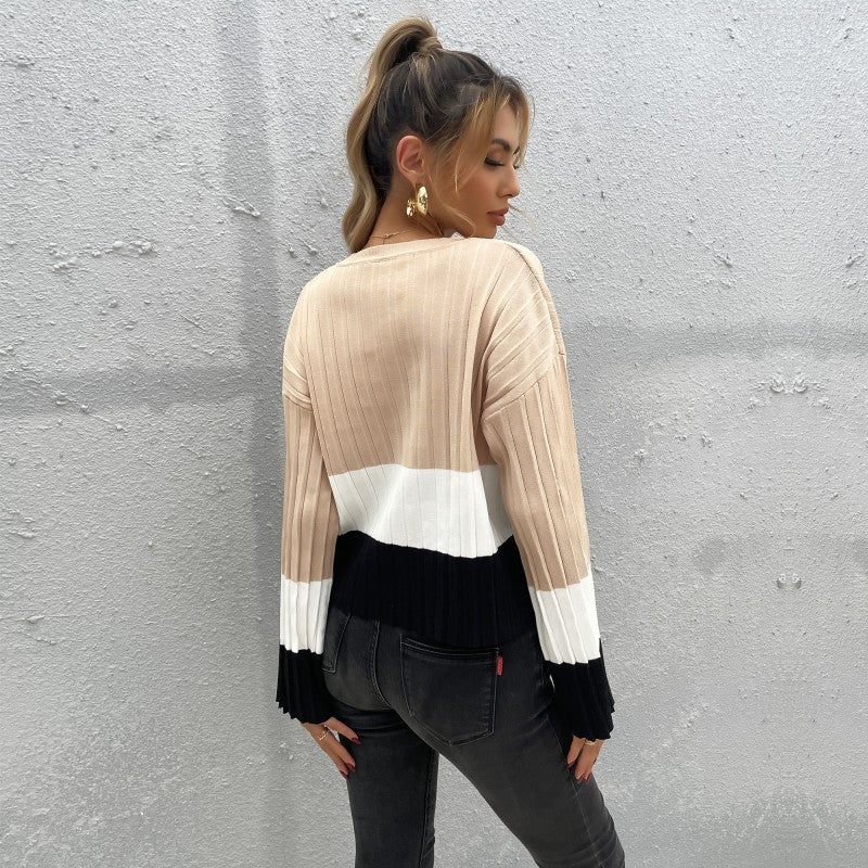 Color Block Sweater with Crewneck and Ribbed Knit