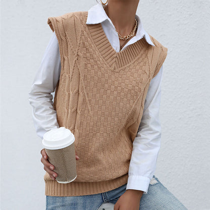 Loose Cable Knit Sweater Vest with Ribbed V-Neck