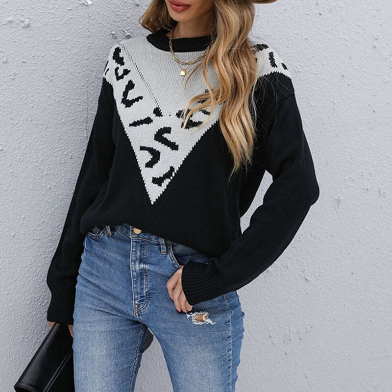 Leopard Print Color-Block Knit Sweater with Crewneck