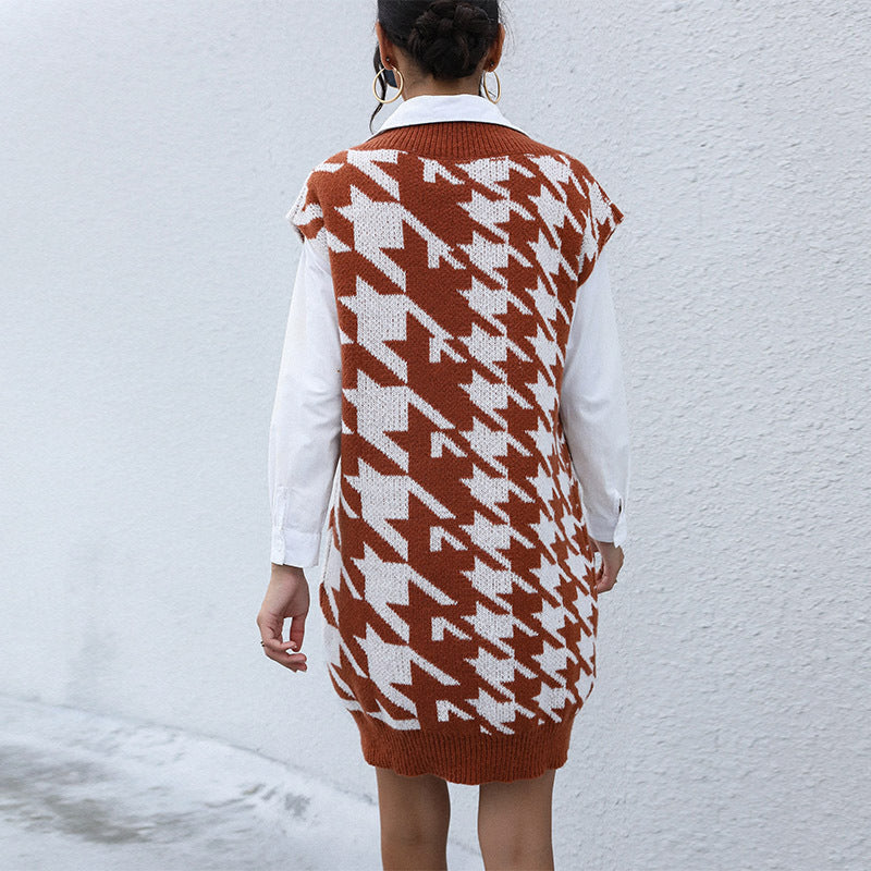 Houndstooth Knit Mini Dress with Sleeveless V-Neck