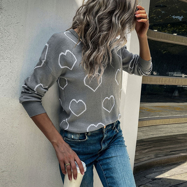 Heart Jacquard Loose Knit Sweater with Crewneck