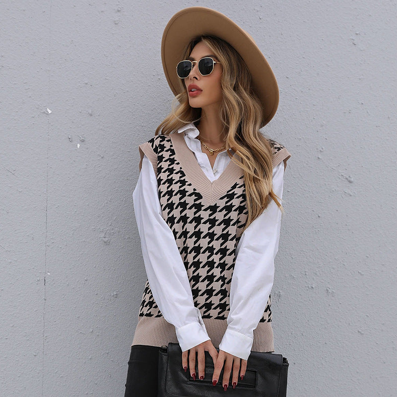 Loose Fit Houndstooth Sweater Vest with V-Neck