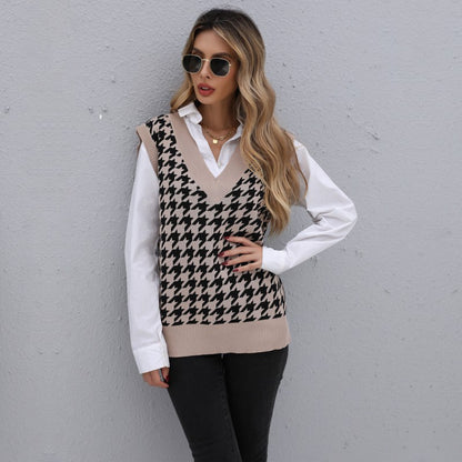 Loose Fit Houndstooth Sweater Vest with V-Neck