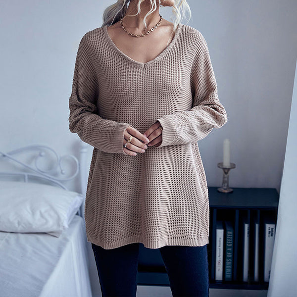 Loose-Fit V-Neck Sweater with Waffle-Knit Texture