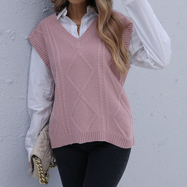 Loose Fit Diamond Cable Knit Sweater Vest with V-Neck