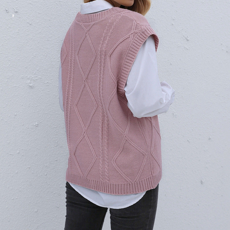 Loose Fit Diamond Cable Knit Sweater Vest with V-Neck