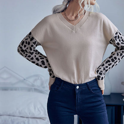 Leopard Print Pullover Sweater with V-Neck and Contrast Sleeves