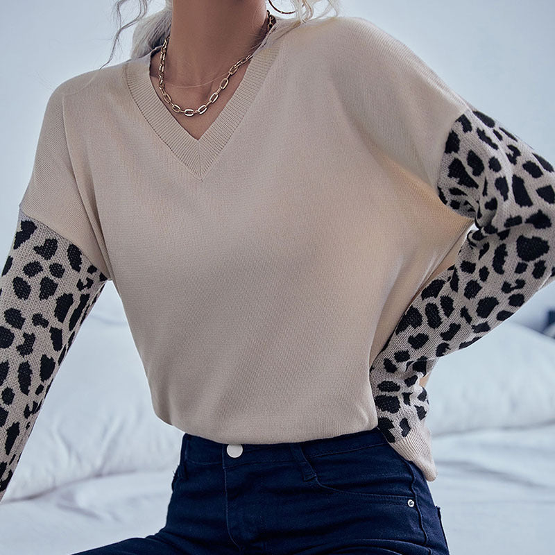 Leopard Print Pullover Sweater with V-Neck and Contrast Sleeves