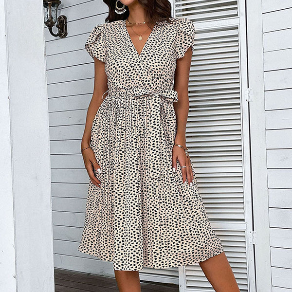 Leopard Print A-Line Midi Dress with V-Neck and Tie Waist