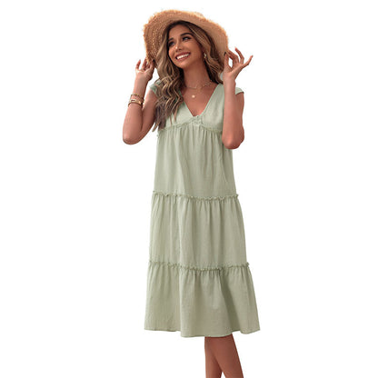 Tiered A-Line Midi Dress with V-Neck and Sleeveless Design