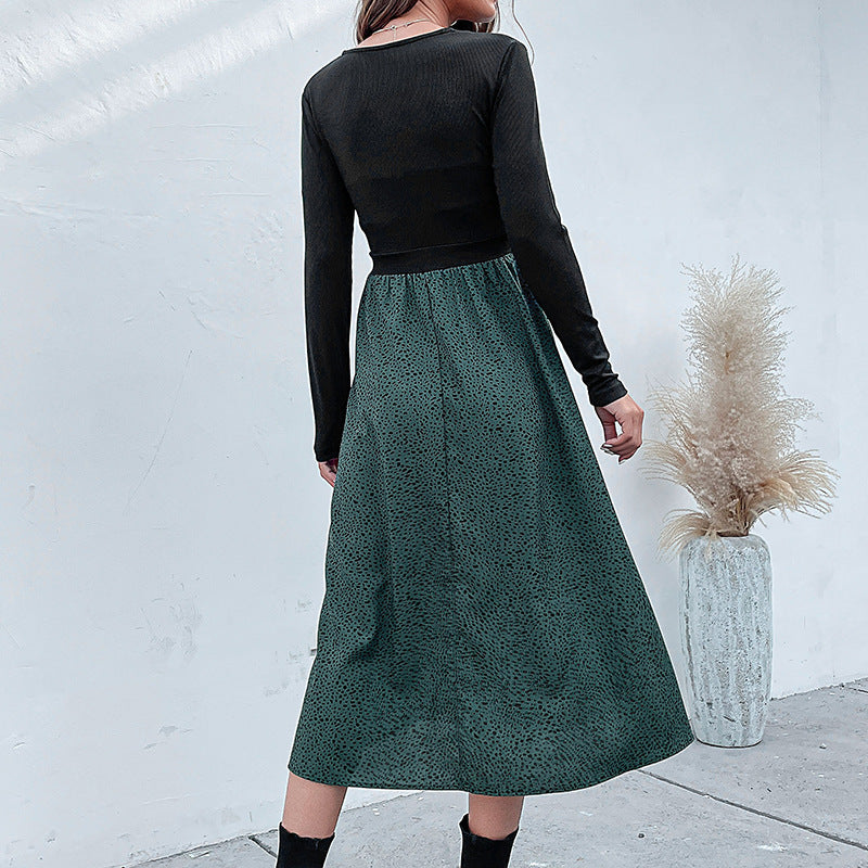 Color-Blocked Midi Dress with V-Neck and Printed Skirt