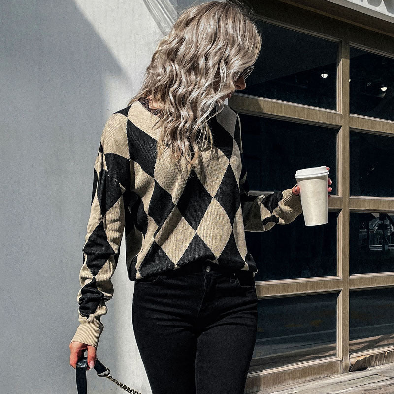 Argyle Pattern Knit Sweater with Round Neck