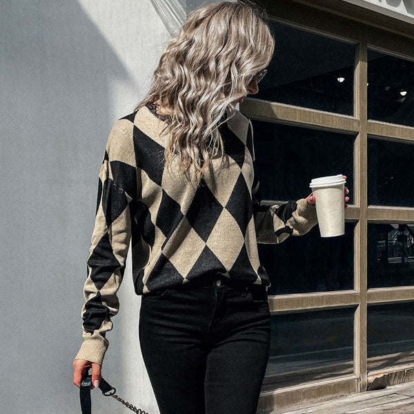 Argyle Pattern Knit Sweater with Round Neck