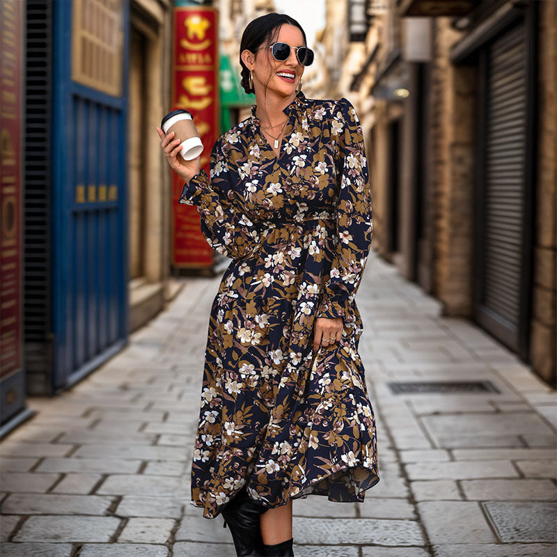 Floral Print Tiered Midi Dress with V-Neck