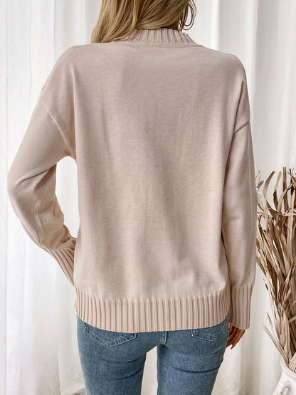 Loose Fit Crew Neck Sweater with Floral Appliqués