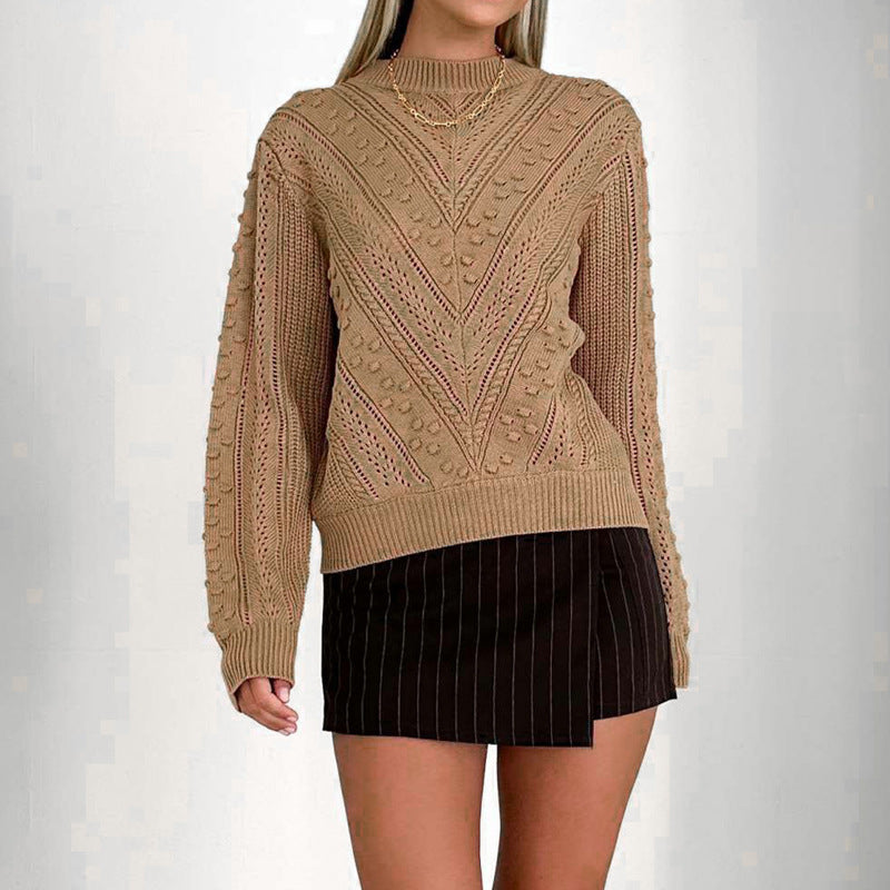 Loose Fit Pullover with Hollow-Out V-Pattern Crochet and Round Neck