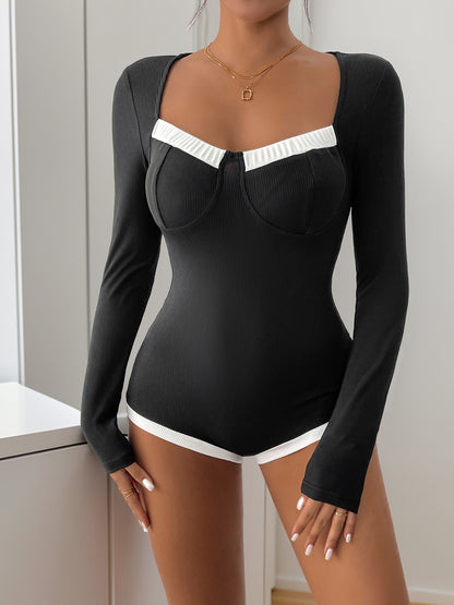 Ribbed Bodycon Bodysuit with Square Neck and Contrast Trim