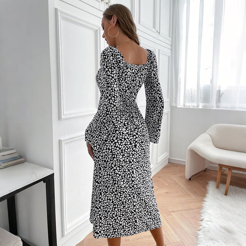 Floral Print Bodycon Midi Dress with Square Neck and Flared Sleeves