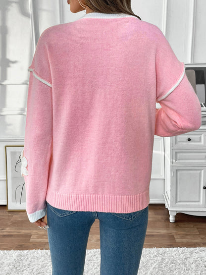 Floral Applique V-Neck Pullover Sweater with Contrast Trim