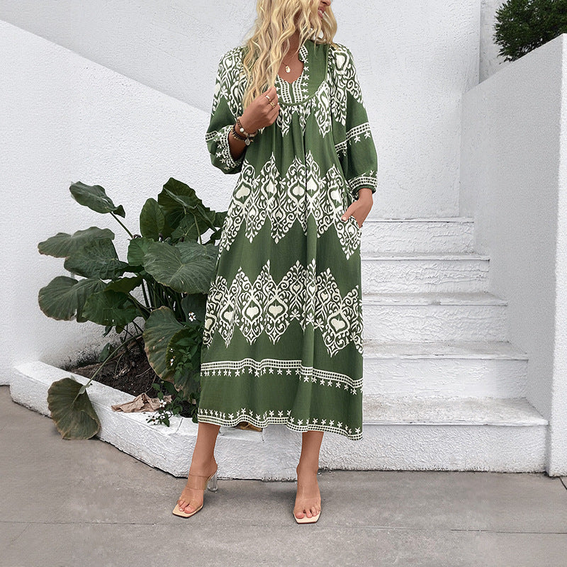 Loose Geometric Print Midi Dress with Three-Quarter Sleeves