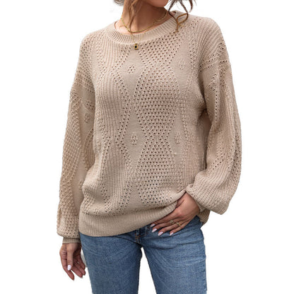 Open-Knit Diamond Pattern Pullover Sweater with Round Neck