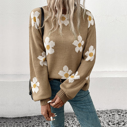 Floral Jacquard Knit Sweater with Round Neck